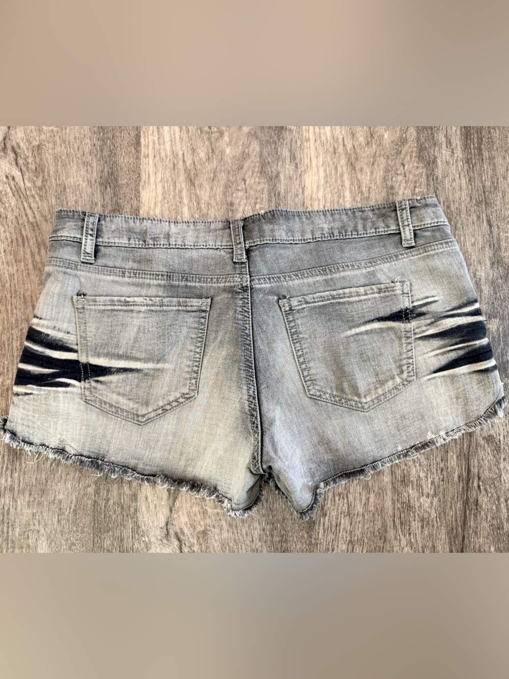 Vintage Y2K Joe Boxer Low Rise Denim Micro Shorts Grey Black Acid Wash Sz 11 Jr - Picture 2 of 8